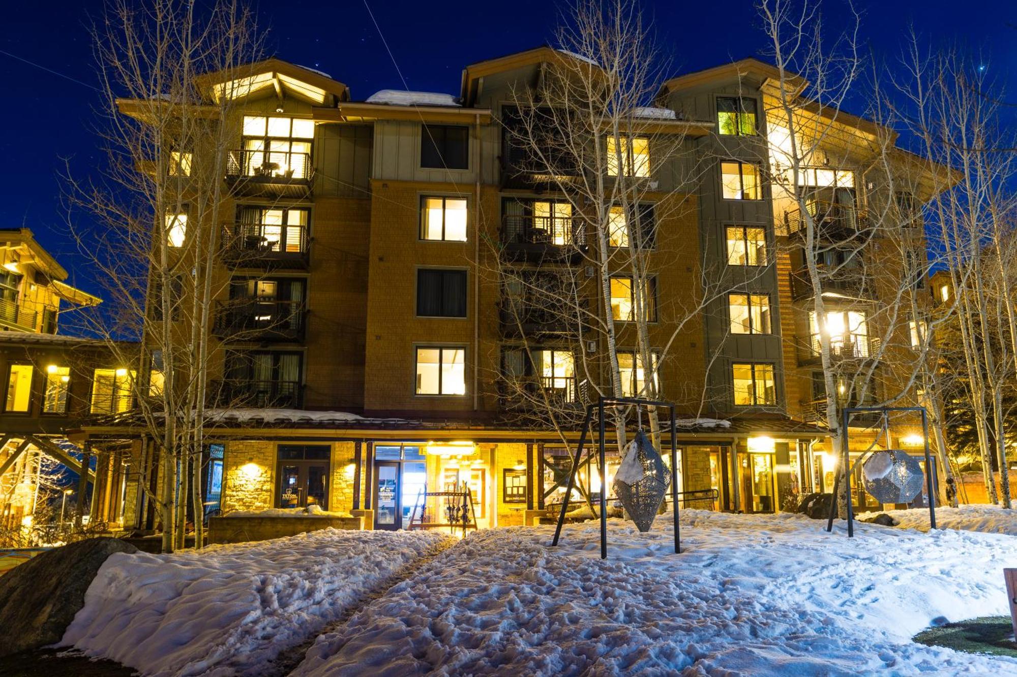 Hotel Terra Jackson Hole, A Noble House Resort Teton Village Exteriör bild